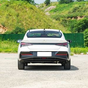 Nouvelles voitures 2025 en gros : Hyundai Elantra 2023 1.5T CVT GLX Essence, compacte chinoise, excellente performance, voitures essence neuves - Product Image 2