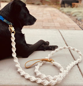 Tali Anjing Rajut Katun Handmade <span class=keywords><strong>2026</strong></span> 2025 dengan Gagang Kulit, Tali Jalan Kaki Custom Anti-Selip, Aksesoris Rajut Khusus - Product Image 4