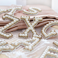 Patchs de lettres en perles Chenille brodées à choix Multiple, à repasser sur la broderie des chiffres et du lettrage des lettres de l'alphabet