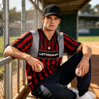 Camiseta Deportiva Transpirable con Estampado por Sublimación, Diseño Retro Americano a Rayas, Logotipo Personalizado, Venta al Por Mayor