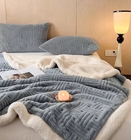 Couverture Chauffante Personnalisable en Polaire Lactée à Carreaux Modernes, Façon Fourrure d'Agneau, Douce en Polyester, Épaisse, pour Adulte, Style Vintage Imprimé, Idéale pour l'Hiver à la Maison