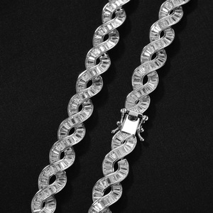 Collar de espiral de latón con engaste de canal de 10 mm y circonitas cúbicas 5A en forma de baguette, joyería hip hop única para mujeres y hombres - Product Image 6