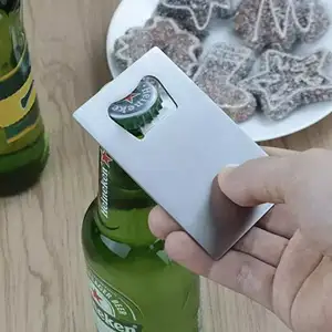 Ouvre-boîte de bière en acier inoxydable de taille portefeuille ouvre-bouteille de carte de crédit