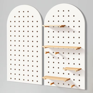 Support d'affichage en bois avec tiges en bois ovales, support de panneau perforé pour bijoux, expositions d'artisanat - Product Image 1