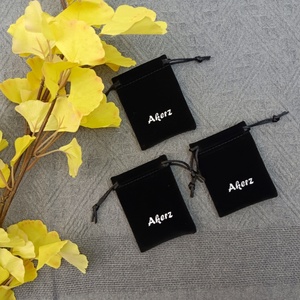 Pochette en satin de soie dense de luxe en gros avec cordon de serrage |   Sac d'emballage pour bijoux avec logo personnalisé - Product Image 6