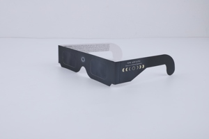 Gafas para <span class=keywords><strong>Eclipse</strong></span> Solar con Certificación ISO al por Mayor, Diseño Personalizado, Gafas de Papel 3D para Observación - Product Image 3