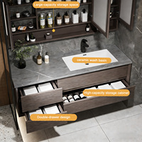Ensemble de meubles de salle de bain modernes en bois massif OEM avec miroir LED argenté et égouttoir mural en cuivre pour la maison, le bar, la chambre et l'école