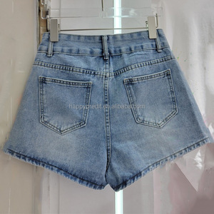 <span class=keywords><strong>Shorts</strong></span> in Denim Estivi Personalizzabili con Perline a Diamante e Vita Alta per Ragazze dai 2 ai 14 Anni - Product Image 3