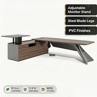 Escritorio Ejecutivo de PVC Laminado |   Borde de Acero Espejo 8K |   Soporte Ajustable para Monitor con Gabinete de Almacenamiento Lateral a Juego Disponible