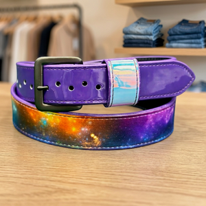 Ceinture de baseball réversible imprimée galaxie avec boucle latérale violette style Y2K, design par transfert thermique, boucle rectangulaire en métal - Product Image 3