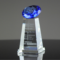 Trophée en cristal bleu loyaux en forme de diamants plats pour les récompenses pour le travail acharné