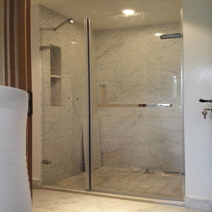 Puertas <span class=keywords><strong>de</strong></span> ducha Puerta <span class=keywords><strong>de</strong></span> ducha sin marco superior <span class=keywords><strong>de</strong></span> aluminio Tipo <span class=keywords><strong>de</strong></span> pared a pared Bisagra <span class=keywords><strong>de</strong></span> cabina <span class=keywords><strong>de</strong></span> ducha <span class=keywords><strong>de</strong></span> Venta caliente o pivote abierto - Product Image 4