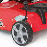 Outils électriques à haut rendement 2 en 1 scarificateur et aérateur à essence avec moteur 196cc