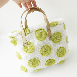 Bolsos <span class=keywords><strong>de</strong></span> Mano Personalizados para Mamá, Bolsos <span class=keywords><strong>de</strong></span> Hombro para Compras, <span class=keywords><strong>Suaves</strong></span> <span class=keywords><strong>y</strong></span> Cálidos, <span class=keywords><strong>de</strong></span> Felpa <span class=keywords><strong>de</strong></span> Cordero, con Bordado <span class=keywords><strong>de</strong></span> Rosa Dulce, con Asas <span class=keywords><strong>de</strong></span> PU - Product Image 2