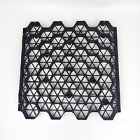 Système de grille perméable en plastique HDPE pour le renforcement des allées de stationnement et des voies d'accès aux pompiers