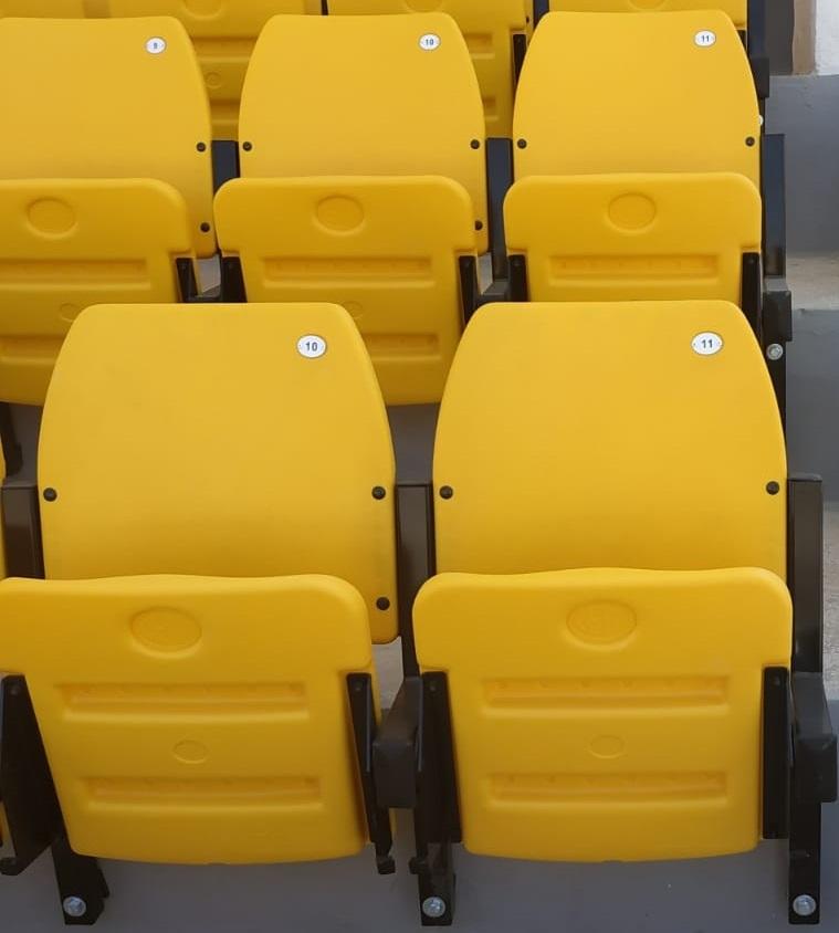 สีเหลือง