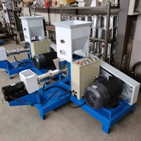 Extrudeuse d'aliments de type 60 pour poissons, chiens, chats, machine à aliments aquatiques en suspension, équipement d'élevage pour oiseaux de compagnie, machine à granulés d'aliments