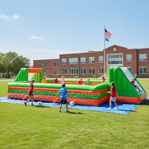 Campo de Fútbol Inflable Comercial con Agua Burbujeante para Juegos de Team Building - Product Image 1