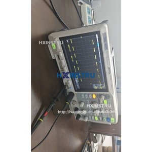 Oscilloscope numérique quadri-canaux efficace lexso SIGLENT SDS1104X-U avec capture rapide des formes d'onde et déclenchement intelligent H - Product Image 1