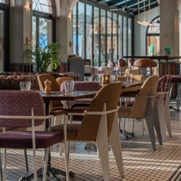 Restaurantmöbel Sitzbänke Industriestil Metall-Sessel Restaurant Oval Runde Form Sitzbänke