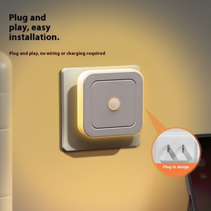 Veilleuse LED sans fil mini améliorée avec capteur crépusculaire, contrôle tactile, à brancher, pour chambre, salle de bain, couloir, chambre d'enfant - Product Image 1