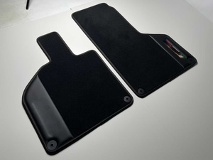 Tapis de sol de voiture universels personnalisés avec logo découpé sur mesure, ensemble de quatre pièces imprimées avec design - Product Image 2