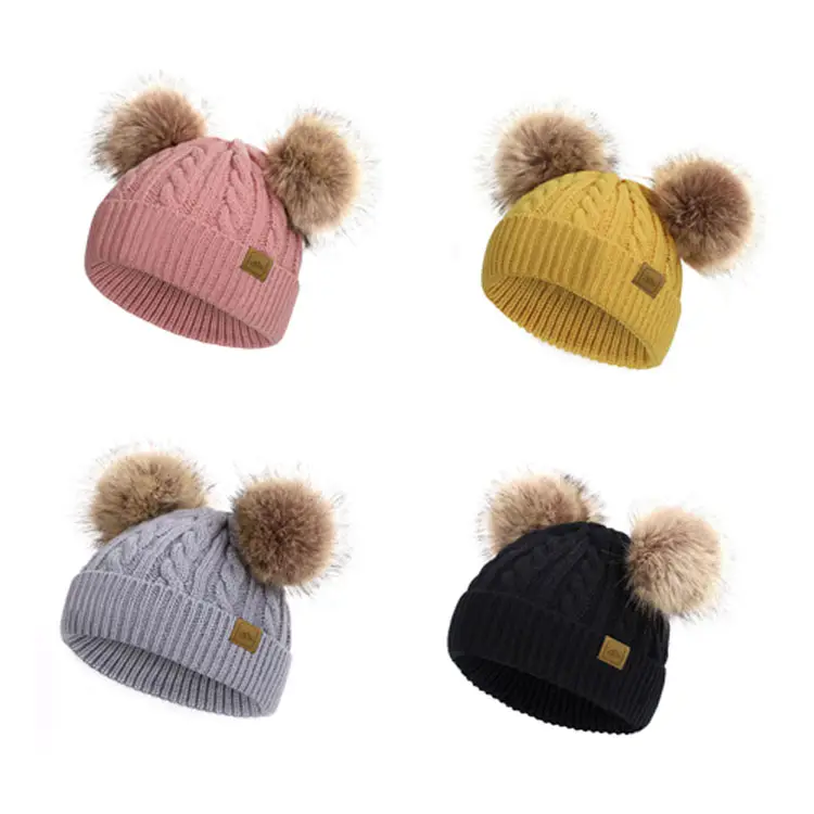 Bonnet avec pompon en fourrure Vente en gros Logo personnalisé Marque privée Coton Tricot Double Pompon Enfants Enfants Toddler Bébé Bonnet