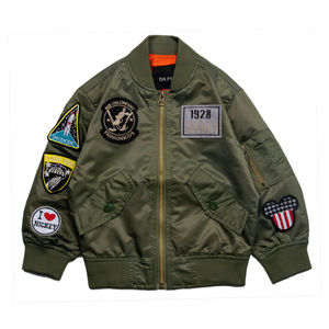 <span class=keywords><strong>Blouson</strong></span> Bomber MA-1 Tendance Automne-<span class=keywords><strong>Printemps</strong></span> Brodé sur le Devant pour Garçons et Filles, Coupe-Vent Imperméable Décontracté pour Activités de Plein Air, Style Baseball - Product Image 4