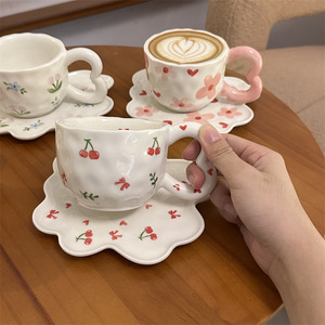 Ensemble de soucoupe de tasse à café en céramique de luxe léger fabriqué en usine peint à la main fleur cerise Design tasses à thé et soucoupes assiette cadeau <span class=keywords><strong>nuage</strong></span> - Product Image 4