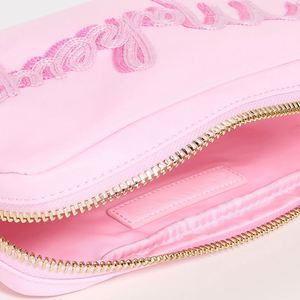Sac cosmétique en nylon personnalisé avec logo, écologique, léger, durable, organisateur, lettre brodée, étanche, pour voyage - Product Image 3