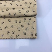 Tissu en flanelle de coton russe tissé léger imprimé floral pour chemises longues et pyjamas d'hiver pour garçons