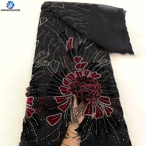 Tessuto in Velluto Sinya <span class=keywords><strong>di</strong></span> Alta Qualità con Ricami, Perline e Paillettes, Design Floreale per Abiti <span class=keywords><strong>da</strong></span> <span class=keywords><strong>Sposa</strong></span> e Abbigliamento Femminile - Product Image 1