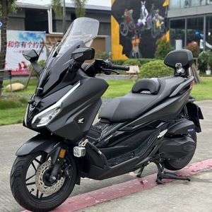 <span class=keywords><strong>Scooter</strong></span> Cruiser a Benzina Honda Forza 350 Usato, Motocicletta di Lusso da Turismo 350cc Raffreddata ad <span class=keywords><strong>Acqua</strong></span> di Seconda Mano <span class=keywords><strong>in</strong></span> <span class=keywords><strong>Vendita</strong></span> - Product Image 2