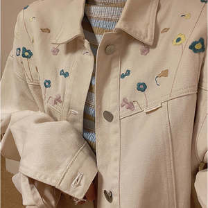 Veste en <span class=keywords><strong>jean</strong></span> <span class=keywords><strong>beige</strong></span> brodée pour femmes, version coréenne avec revers ample et veste polyvalente, pour le printemps et l'automne - Product Image 2