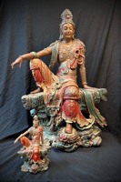 Statue en résine de Guan Yin Bodhisattva peinte à la main, sculpture de forme irrégulière, figurine traditionnelle, ornement Feng Shui pour la décoration de la maison