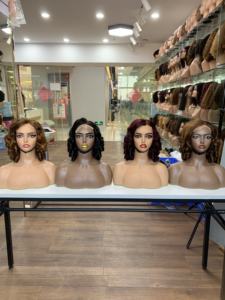 Perruque en cheveux humains respirante sans colle, fermeture en dentelle 5x5, 14 pouces, Remy, couleur 99j, avec sangles ajustables pour un confort optimal - Product Image 5