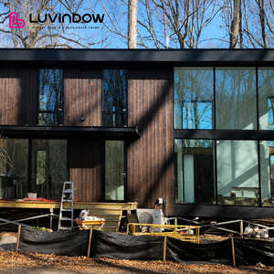 Finestre Fisse in Alluminio Luvindow Delaware Residence con Vetro Strutturale Resistente agli Uragani per Pareti Continue in Alluminio - Product Image 1