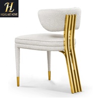 Chaise de salle à manger sans accoudoirs en bouclette crème, faite à la main, avec structure en acier inoxydable doré pour restaurant