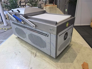 Machine d'emballage sous vide industrielle efficace à double chambre pour aliments et viandes, automatique, avec 4 bandes de scellage, double et performante - Product Image 5