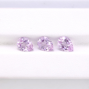 Cadermay Pierre précieuse colorée YAG (Yttrium Aluminium Garnet) de laboratoire, taille poire lavande, pour bijoux et bagues - Product Image 2