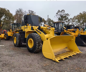 Chargeuse sur pneus KOMATSU WA380 de marque supérieure à prix avantageux, avec composants essentiels moteur et pompe, à vendre - Product Image 4