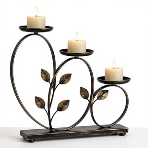 Support de bougie en métal à 3 branches, design feuille décoratif, centre de table pour la maison, salle à manger, décoration de cheminée - Product Image 1
