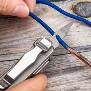 كماشة طي دقيقة مصنوعة بتقنية CNC، مصقولة فضية اللون، ذات قطع مزدوج، متعددة الوظائف للاستخدام الخارجي، محمولة للطوارئ - Product Image 3