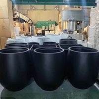 Macetas Grandes Personalizadas de Fibra de Vidrio con Orificio de Drenaje, Ecológicas, Capacidad de 5000L, Ligeras, Duraderas, Talladas a Mano