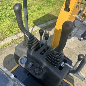 Mini-excavatrice agricole multifonctionnelle de 0,8 tonne à chenilles en caoutchouc pour jardin et ferme, vente directe usine - Product Image 4