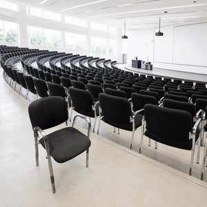 Silla <span class=keywords><strong>de</strong></span> <span class=keywords><strong>Oficina</strong></span> Ejecutiva Moderna con Estructura <span class=keywords><strong>de</strong></span> Hierro, Diseño Ergonómico, Certificación CE, Capacidad <span class=keywords><strong>de</strong></span> 600 lb, <span class=keywords><strong>para</strong></span> Escuelas, Oficinas y Espacios Públicos - Product Image 1