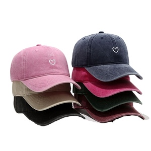 Gorra de béisbol de mezclilla retro literaria con bordado de amor, estilo suave y moderno, para mujer, de verano, para exteriores, sencilla, lavada, para hombre - Product Image 1