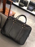 Porte-documents en cuir huilé classique moderne avec logo personnalisé, sacoche pour ordinateur portable pour homme, idéal pour le bureau, fournisseur en gros Europe Londres
