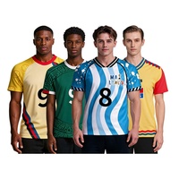 2026 Weltweite Fußball-Saison Fan-Fußballtrikots Bedruckt XL 100% Polyester Atmungsaktiv Schnelltrocknend Design für Mehrere Nationalmannschaften