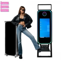 Photomaton Magic Mirror 40 pouces avec écran tactile, mini PC intégré et flight case, disponible en entrepôt UE et USA
